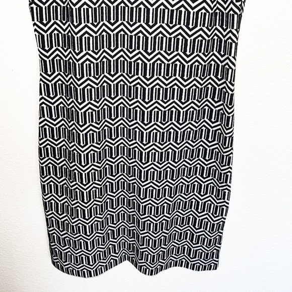 Banana Republic Patterned Short Sleeve Office Midi Dress - Picture 3 of 10